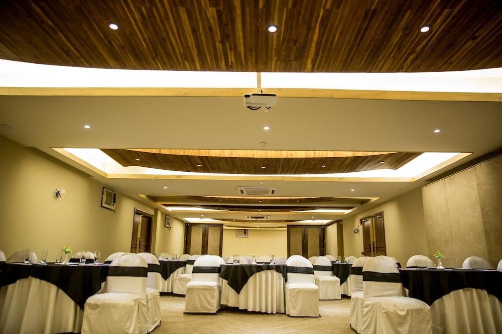 meeting & event spaces