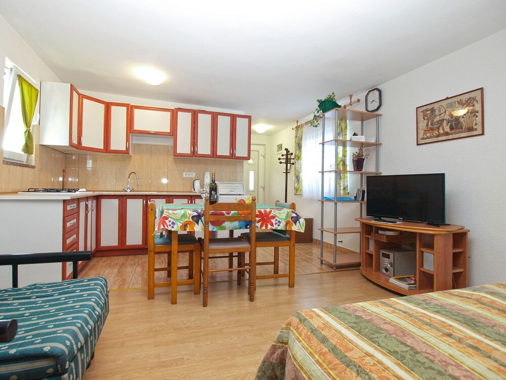 Apartments Jacqueline 1227