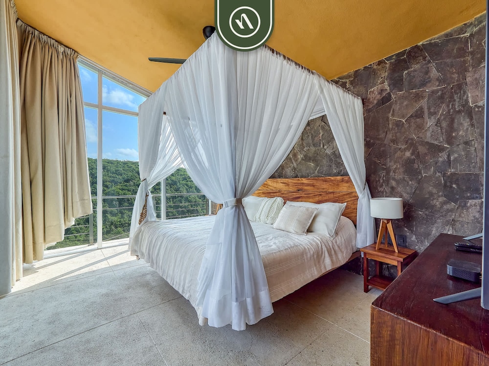 Casa Piedra in Jalisco