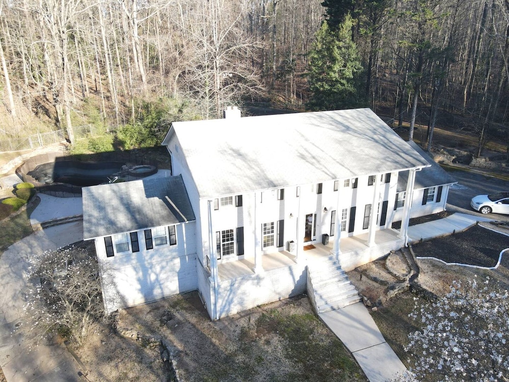 Southern Collective Sleeps8 Airport-beltline