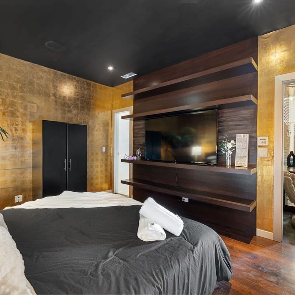 5BR 5BA Architectural Estate-theatre Gym Rooftop