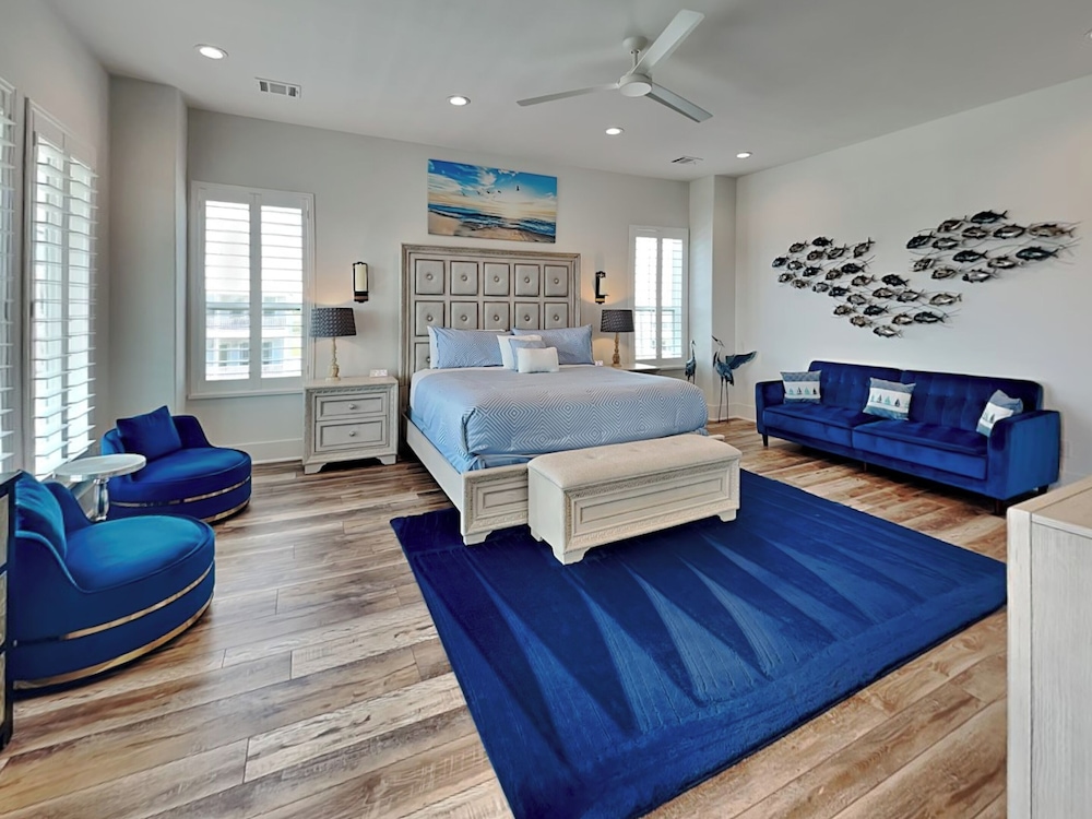 Seabreezy Lane by Ryson Vacation Rentals