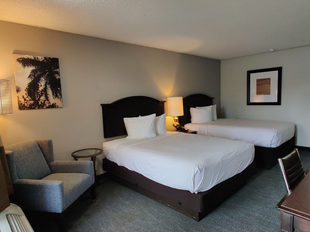Rodeway Inn Lumberton Central