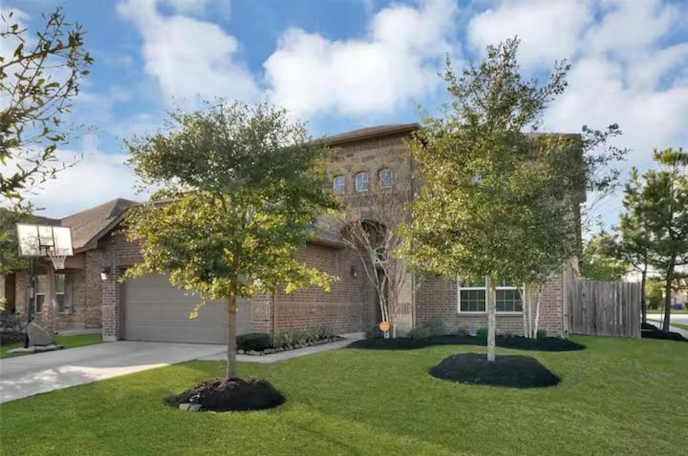 Luxury Stay - Near Houston Airport