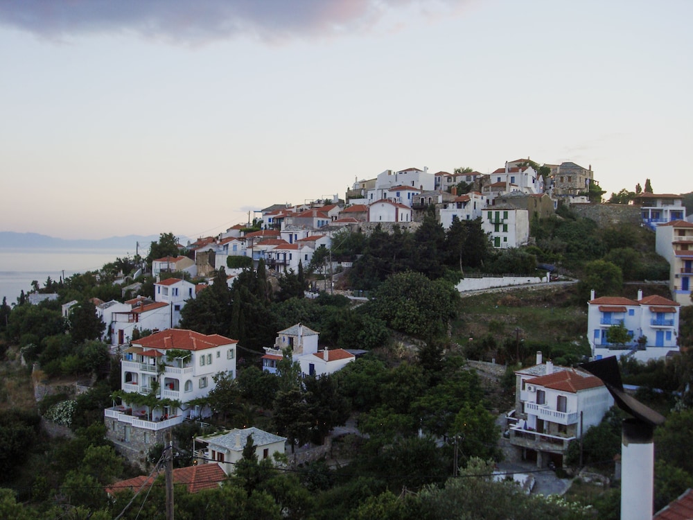 Asteri Apartments