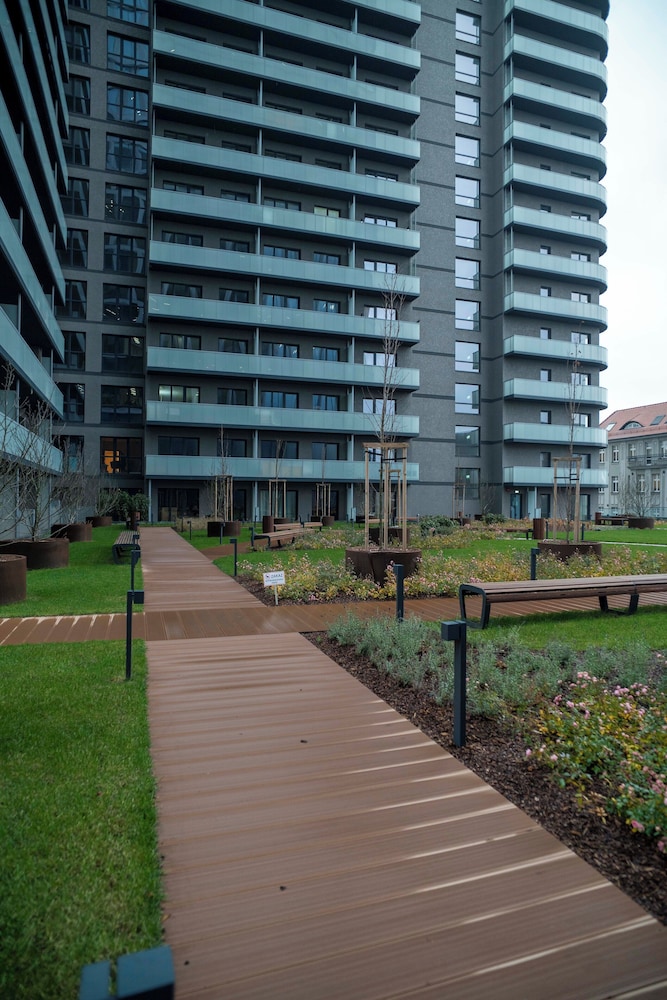 Global Apartments