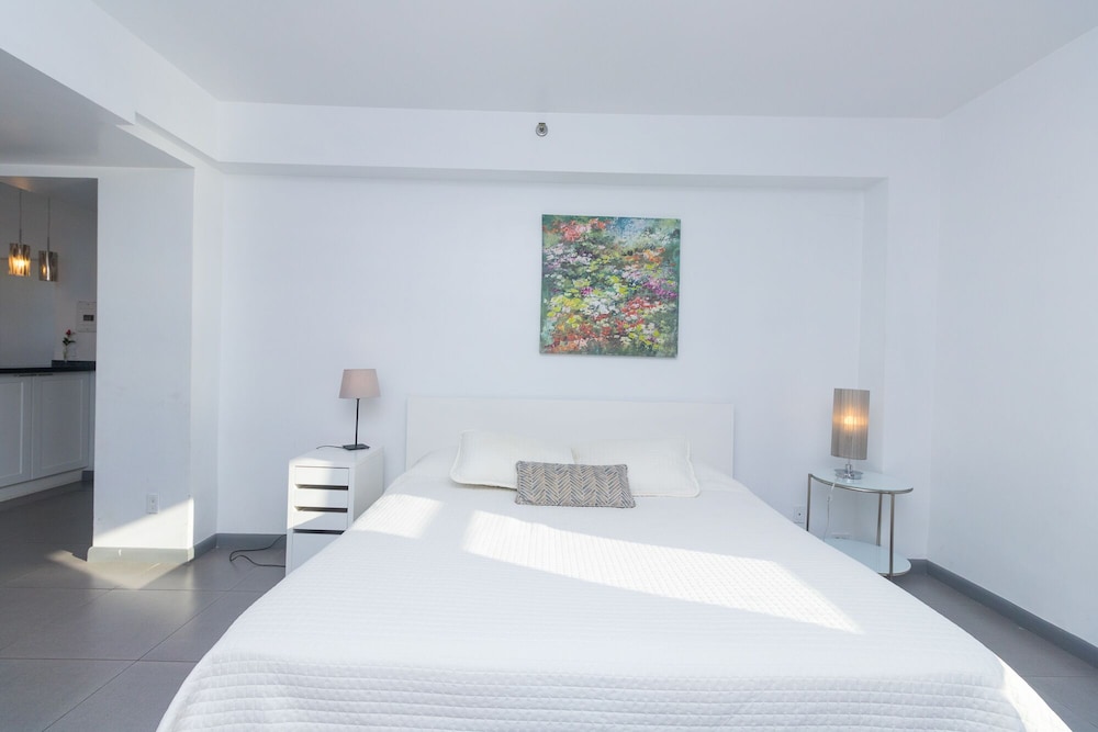 701 Ocean View Hollywood Beach view 5