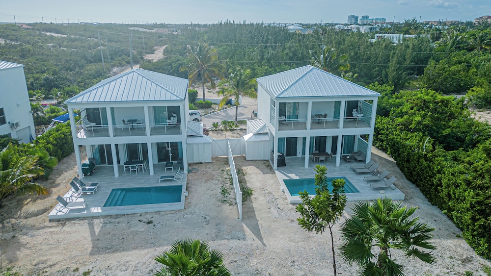 Hotel Villas Private Pool 5 min to Grace Bay - Image 1