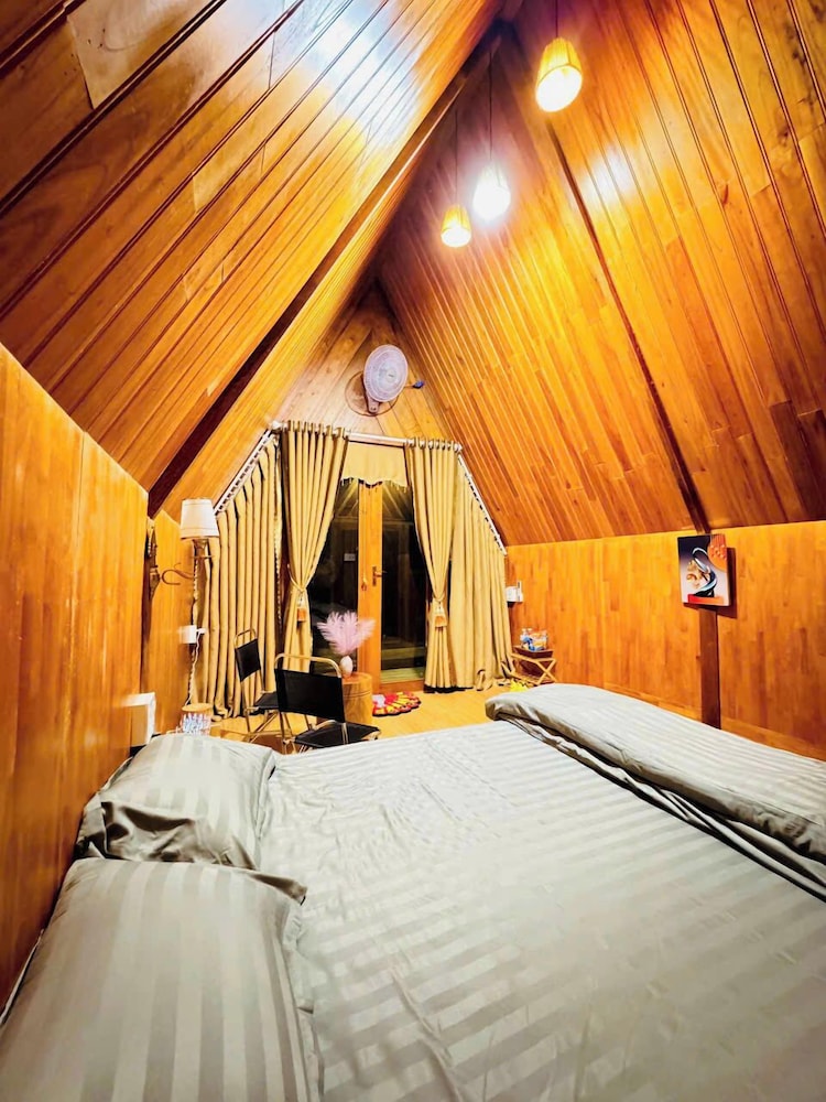 Homestay Wooden House Măng Đen