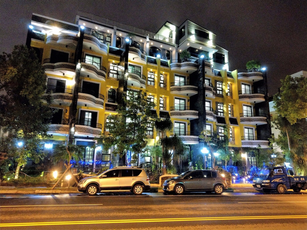 Hotel Blue Owl Homestay - Image 1