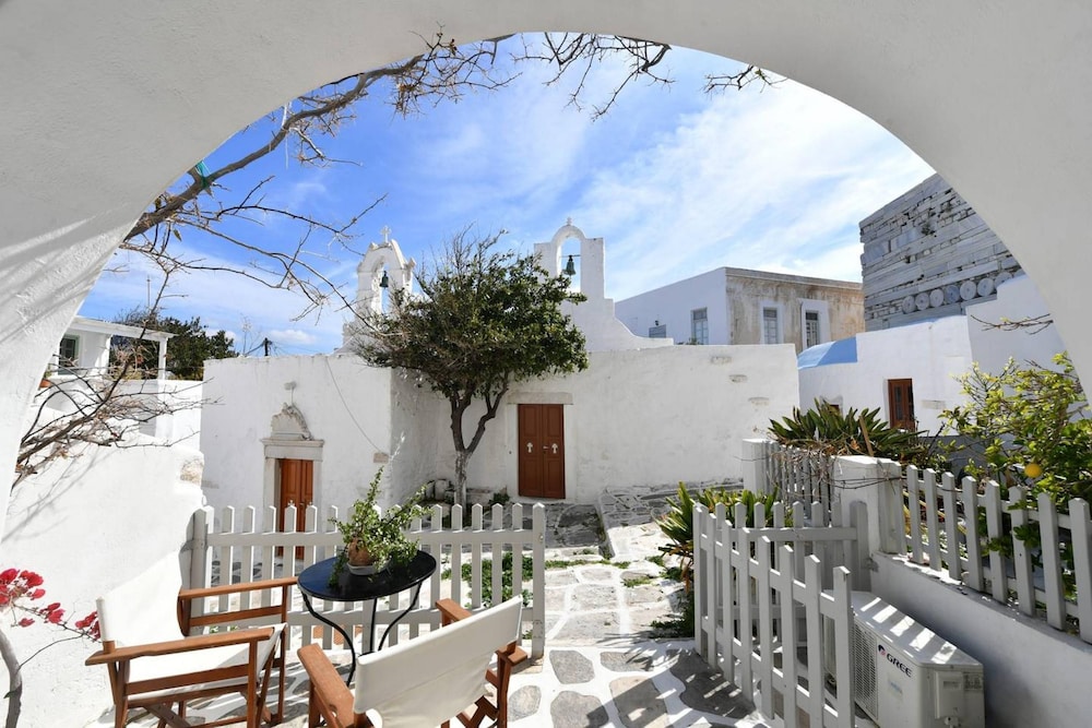 Kastro Cozy Guesthouse photo 1