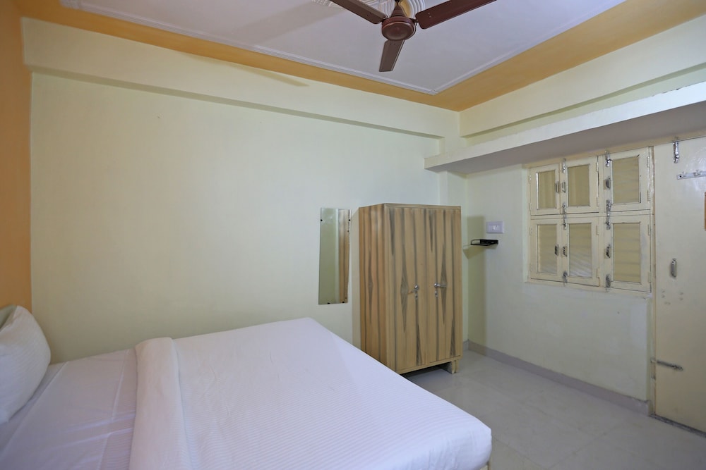 SPOT ON 48911 Sukhrali Residency - Property Image 13