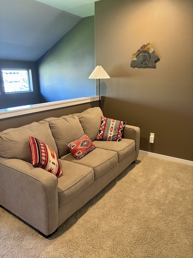Brighter Days 3 Bedroom Townhouse