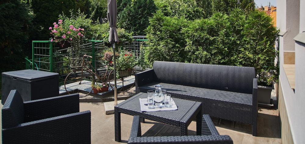 2 Bedroom Home near Prague Castle