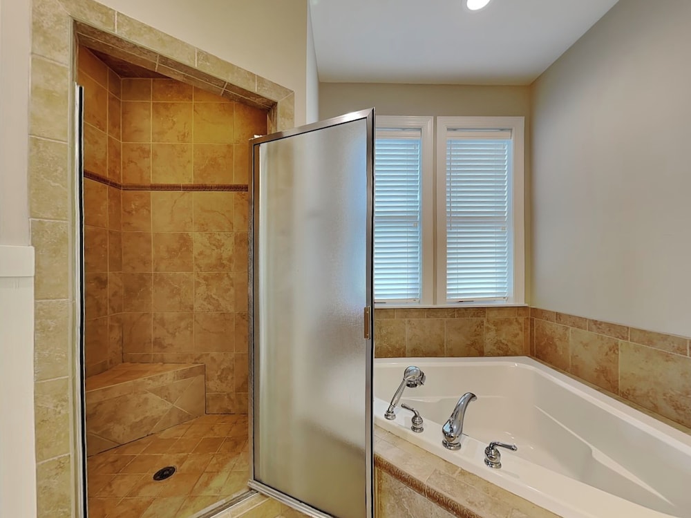 Eagles' Landing by Topsail Realty