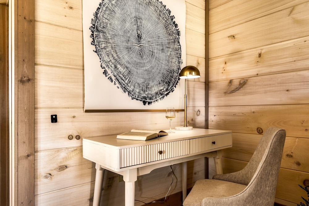 The Luxe 4 Bedroom Cabin
