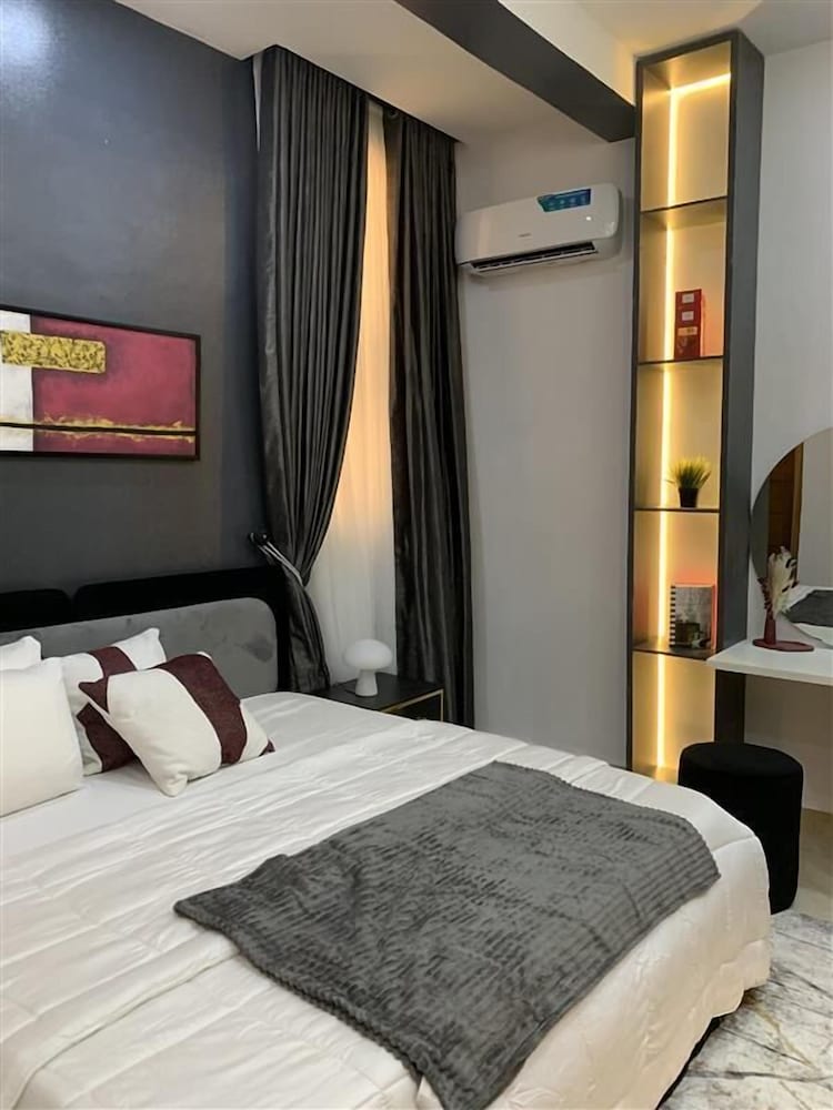 Spacious 2-bedroom apartment