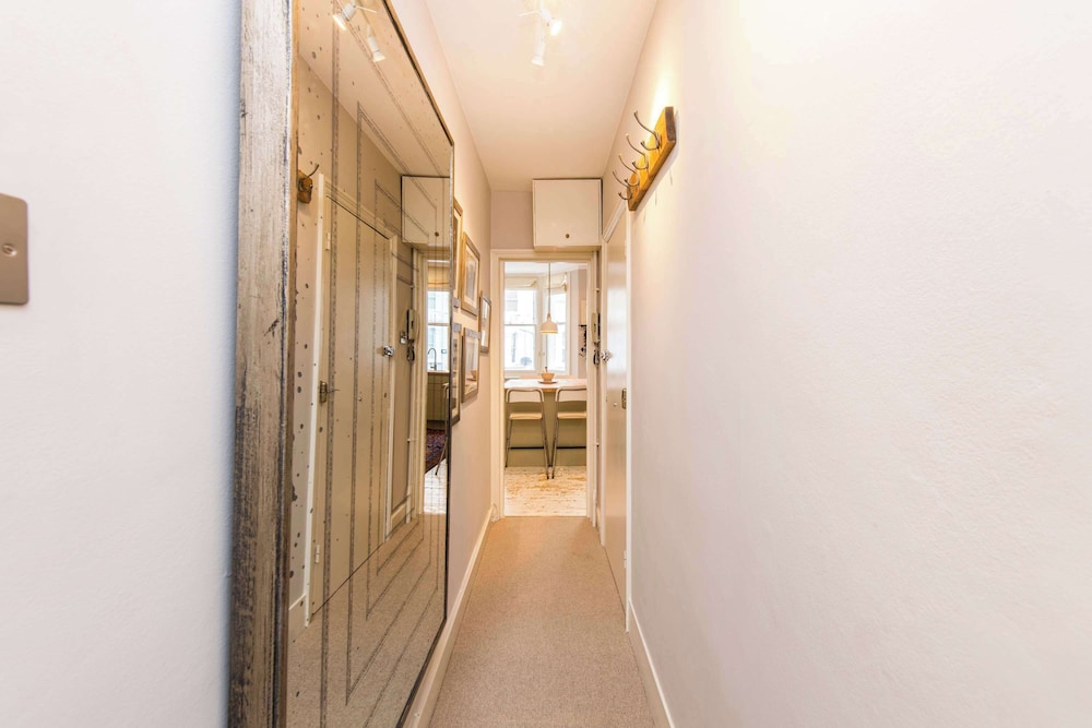 Stunning 2-bedroom Flat in Fulham