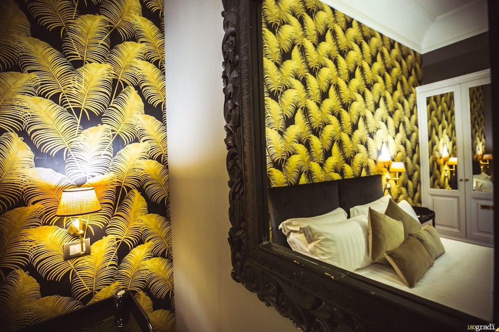Parrasio Hotel