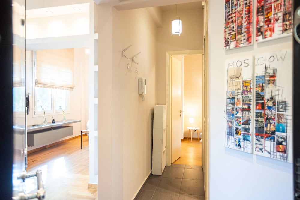 Modern 1-bedroom Retreat in Pangrati