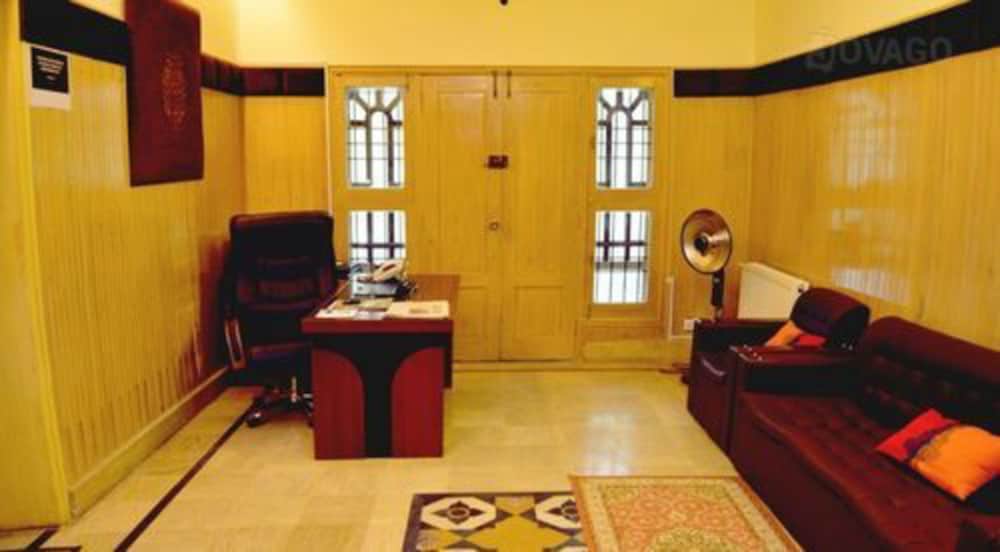 Harvey's Guest House