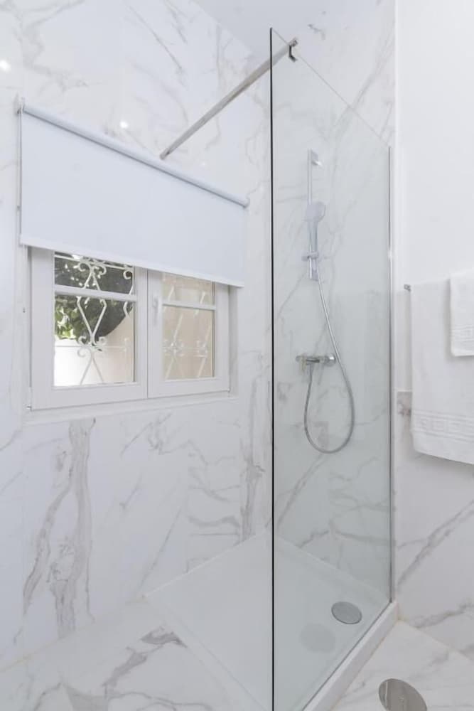 AQ 188 guesthouse