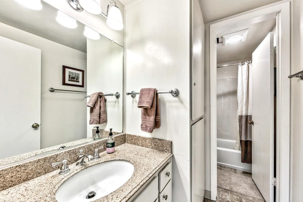 920 Bal Bijou 1 Bedroom Condo