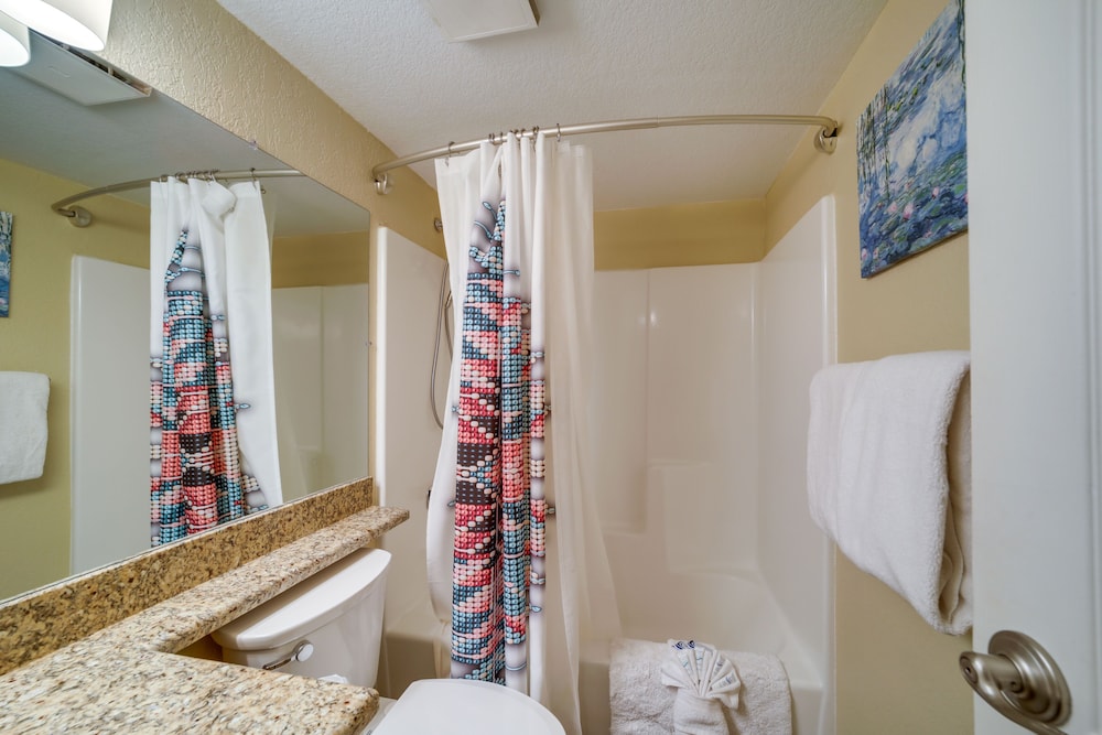 'the Painted Pony' Sedona Condo: Pool & Gym Access view 4