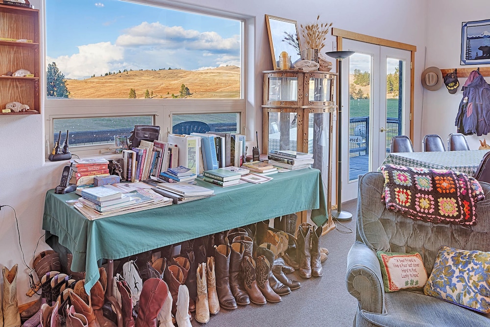 Hideaway Cabin in Oroville
