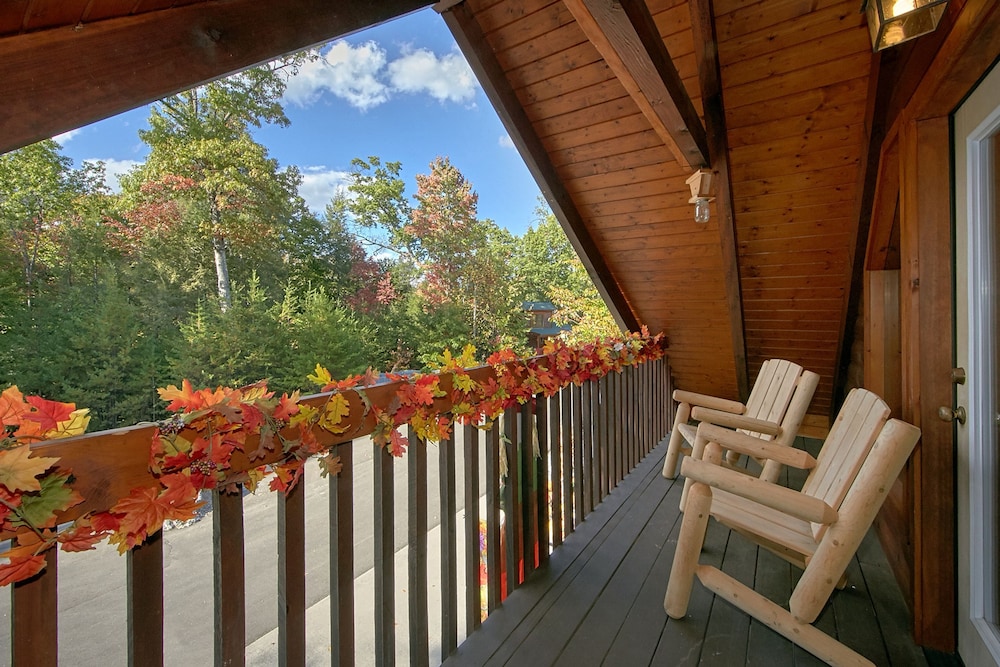Boulder Bear Lodge #355 in Pigeon Forge, US