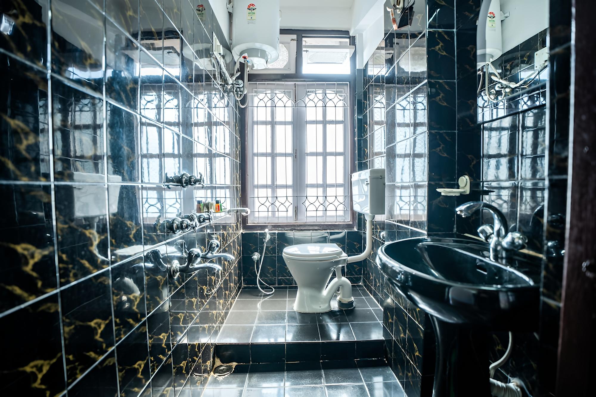 Fennel Red Rose 500 Mts from Mall Road