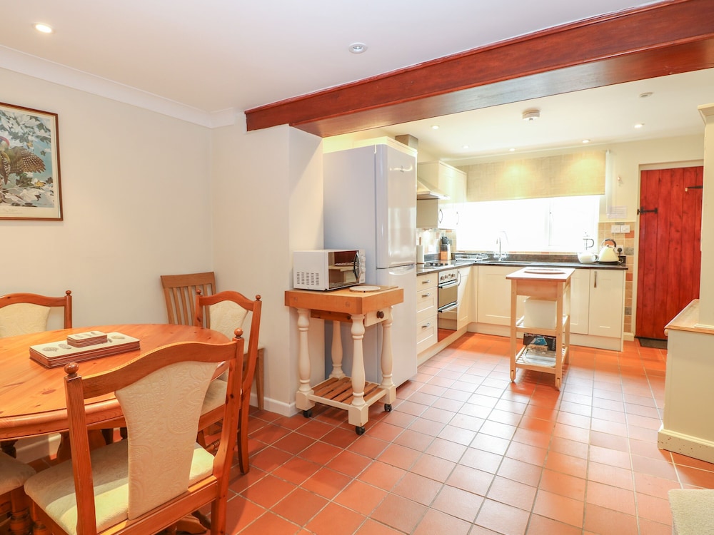 Compass Cottage