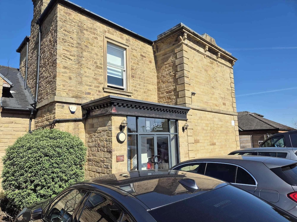 1Br Sheffield Stay - Private, Secure, Free Parking
