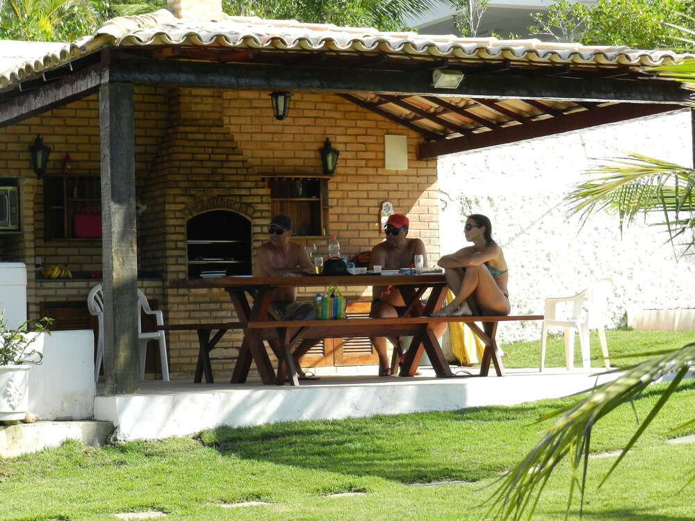Linda casa a 150 mts da Praia Ferradura