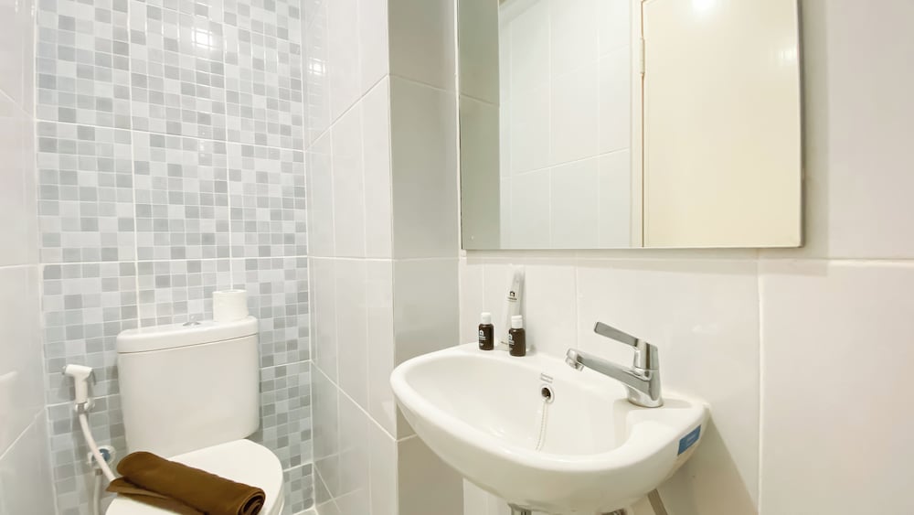 Cozy And Warm Studio Room At Tokyo Riverside Pik 2 Apartment