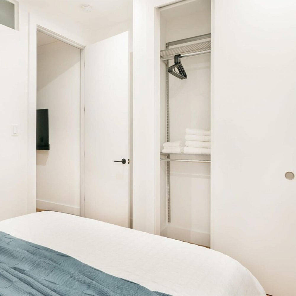 1290-8 New Renovated 2 Bedrooms in UES
