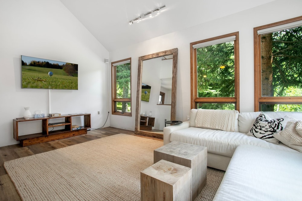 3a Grouse Glen 3 Bedroom Condo