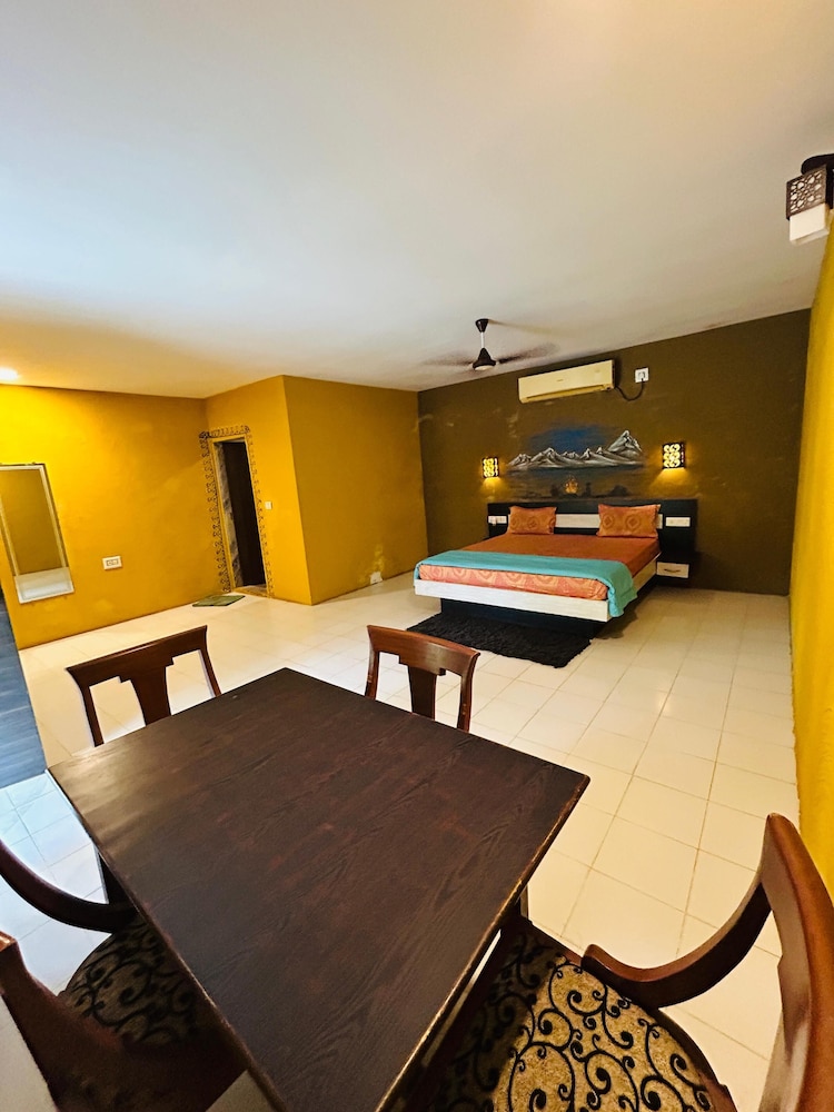 HV BEACH RESORT