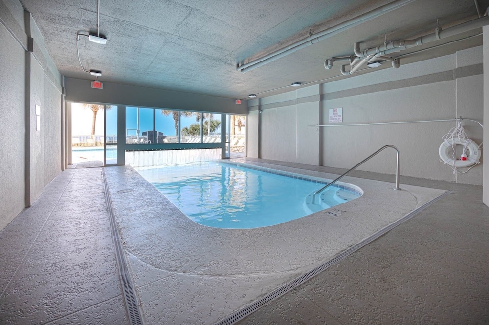 Tradewinds 102 1 Bedroom Condo
