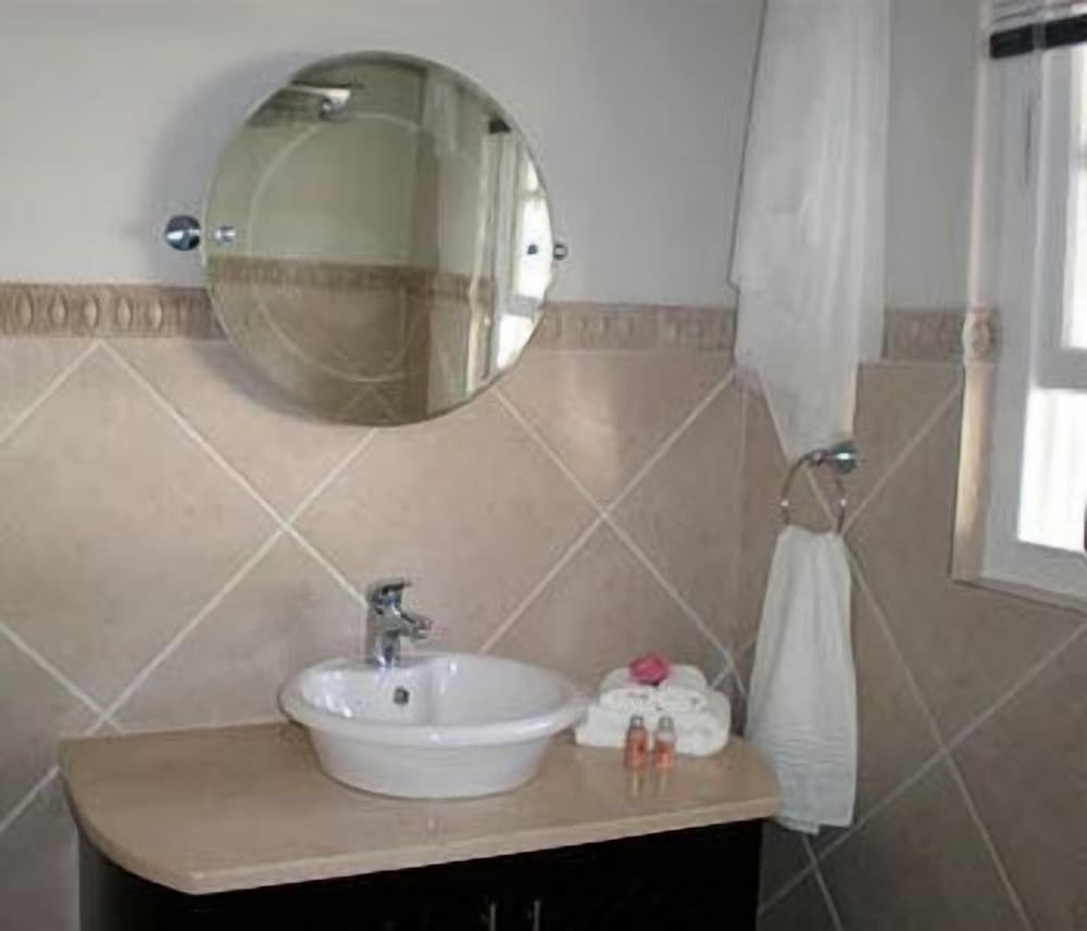 Hoopenburg Guesthouse