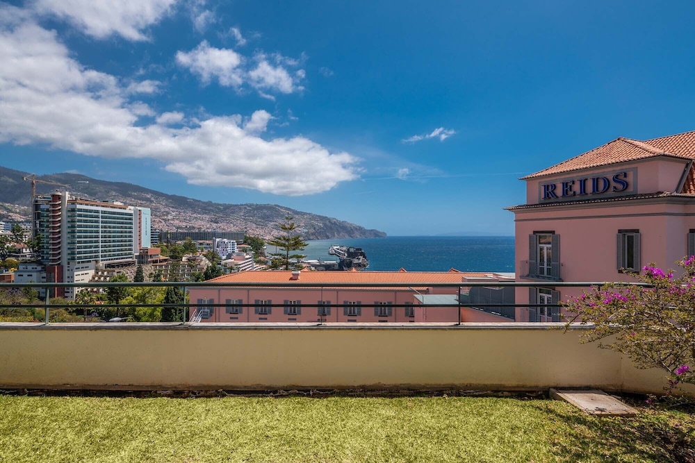Miramar Apartment view 4