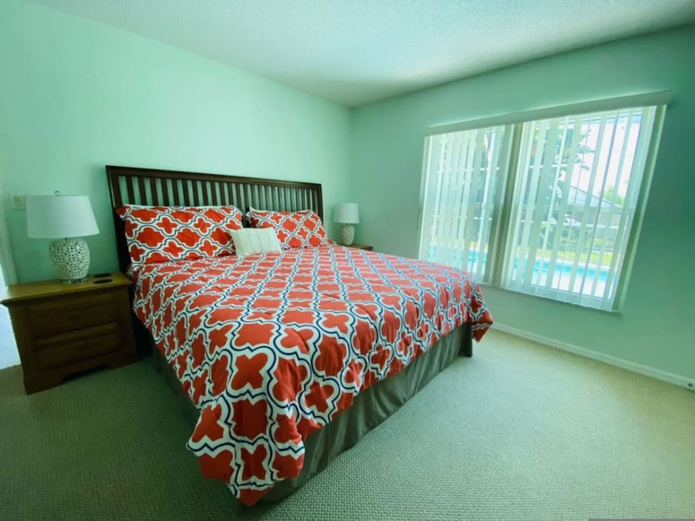The Sunshine Home in Haines City