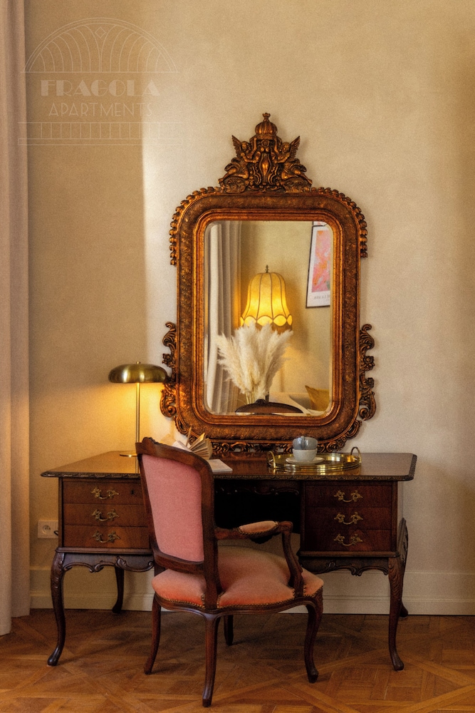 Fragola Apartments Le Jardin