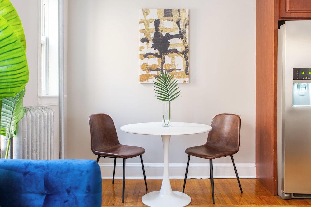 Nice 1BR Spot - Eastwood rep - Image 3