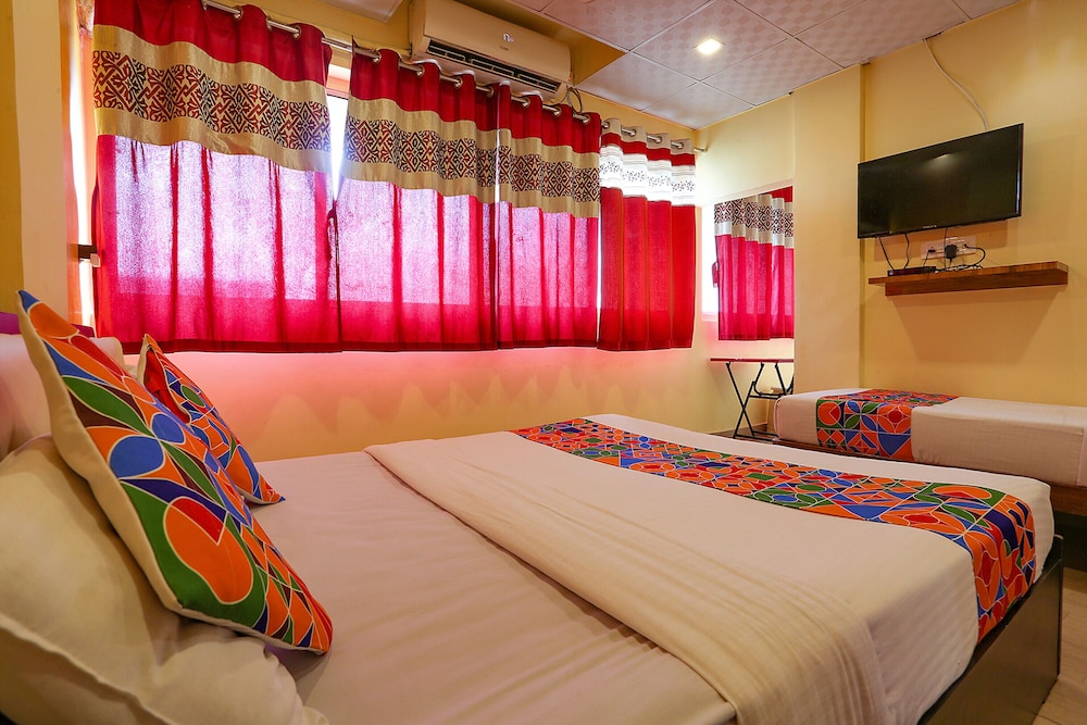 FabHotel Dream Inn I
