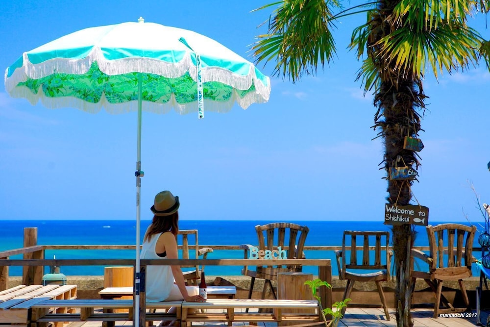 Pavilion Surf