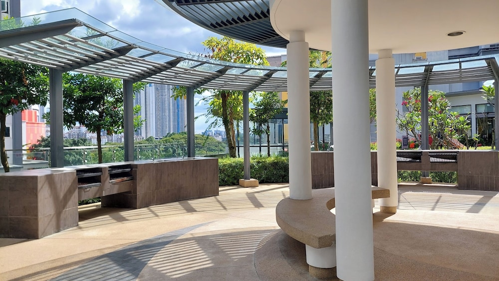 Staycation V Residence - Sunway Velocity