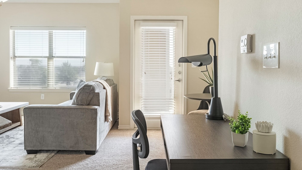 Landing Furnished Apartments near East Arlington