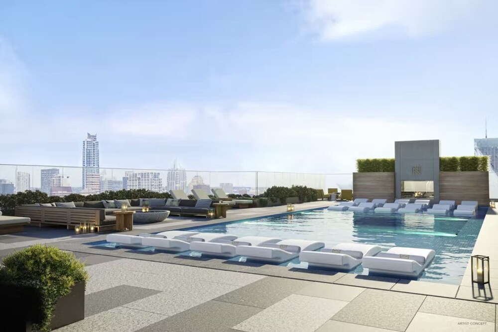 Luxe High Rise off of Rainey St. - Image 5