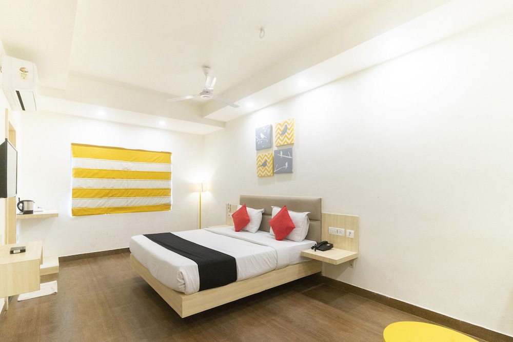 OYO 16340 Yellow Hotels